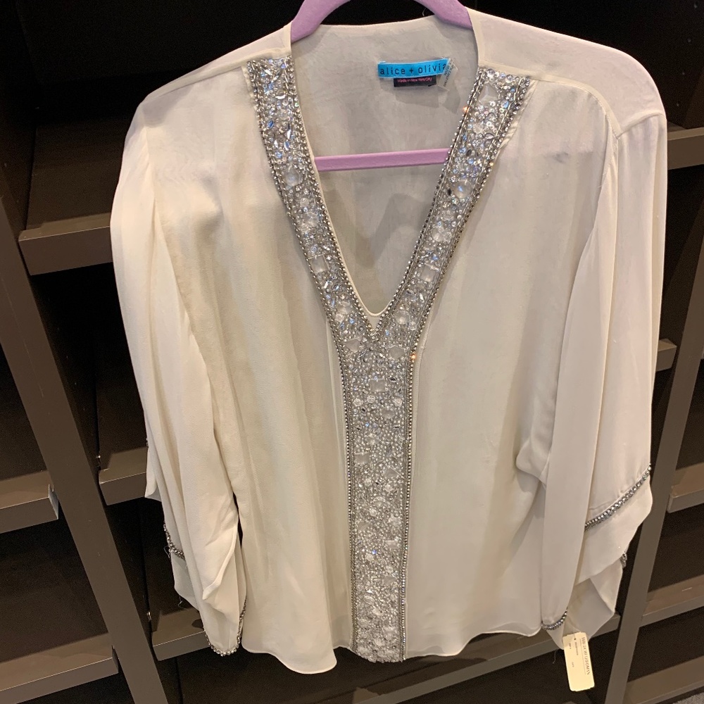 *NWT* Alice & Olivia Top